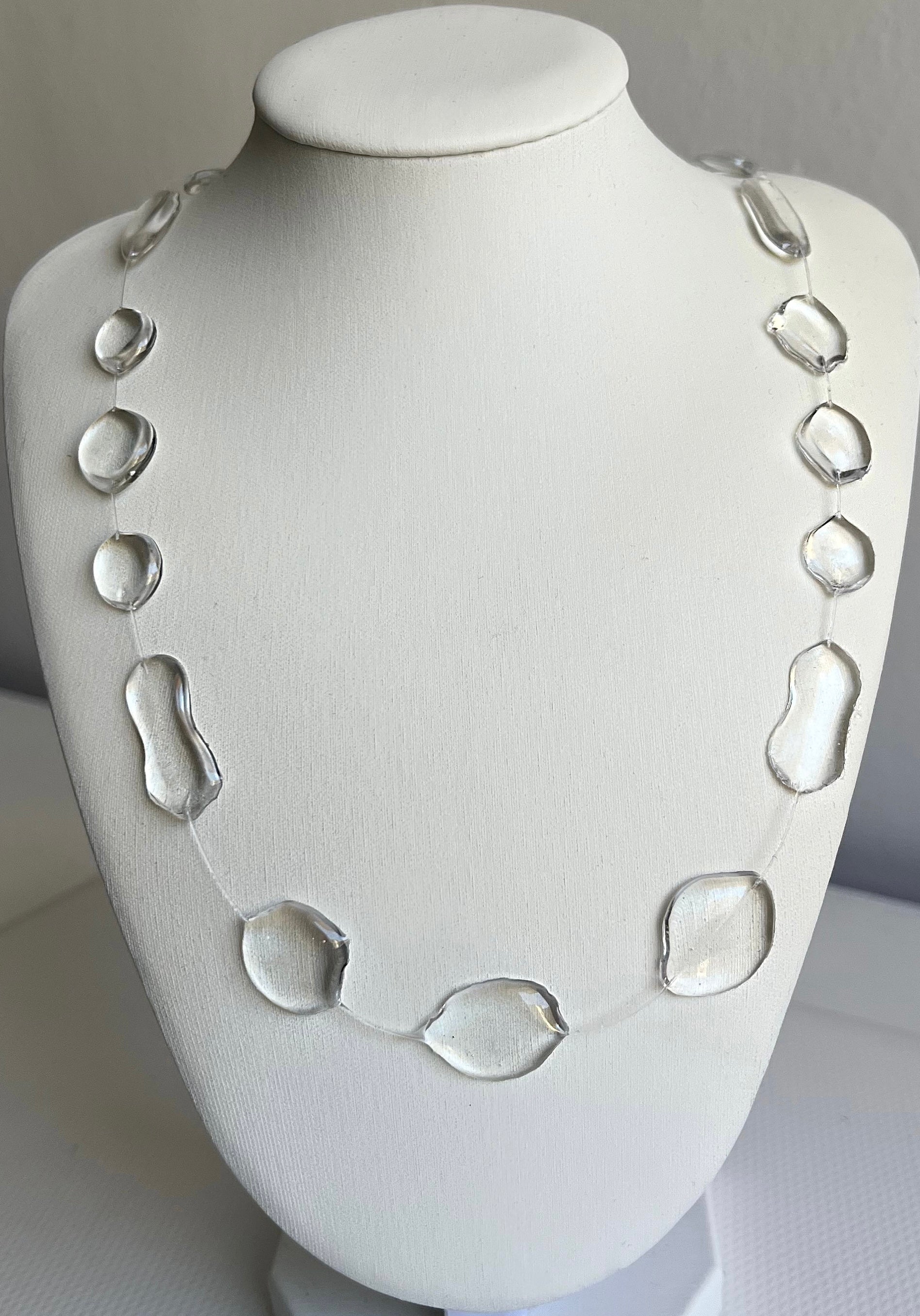 Collar Liquid Stones