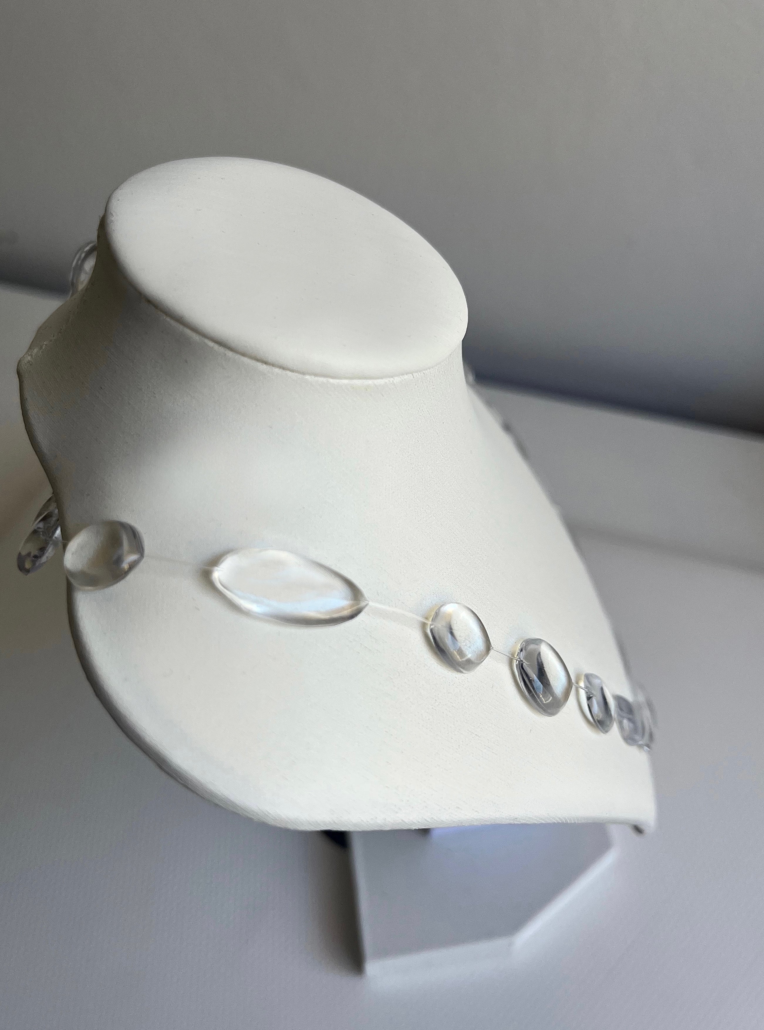 Collar Liquid Stones