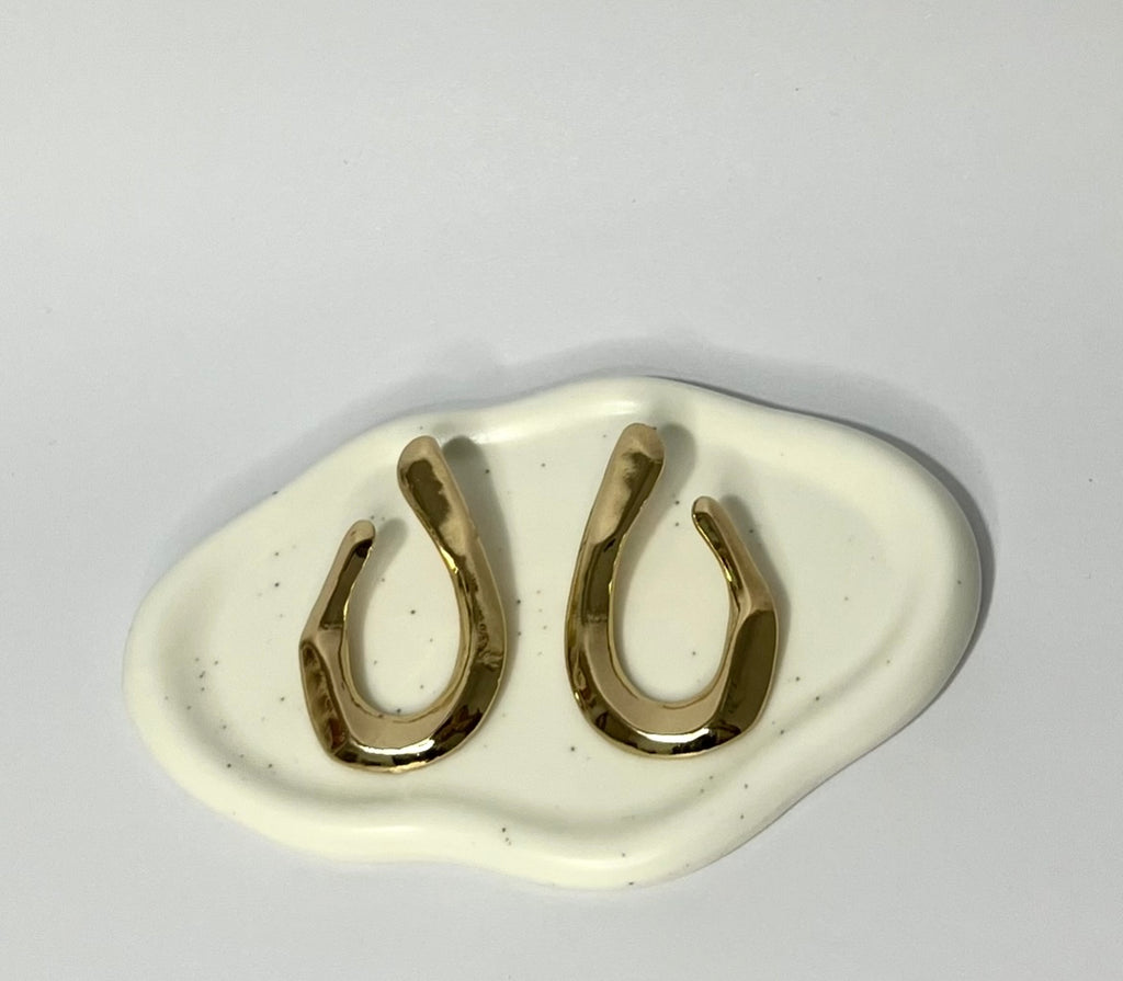 Pendientes de tachuela en forma de gota