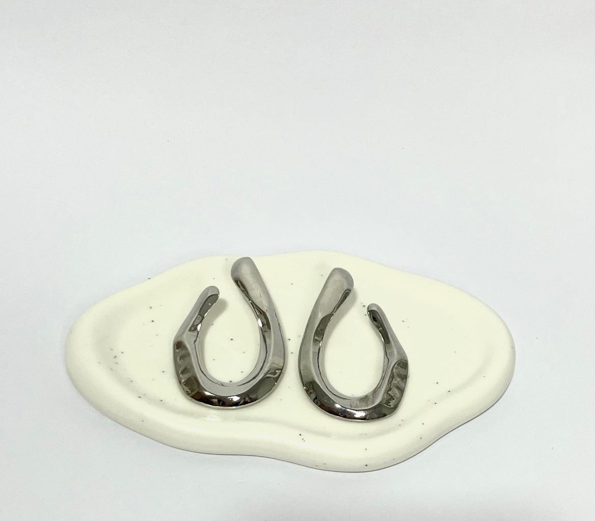 Pendientes de tachuela en forma de gota