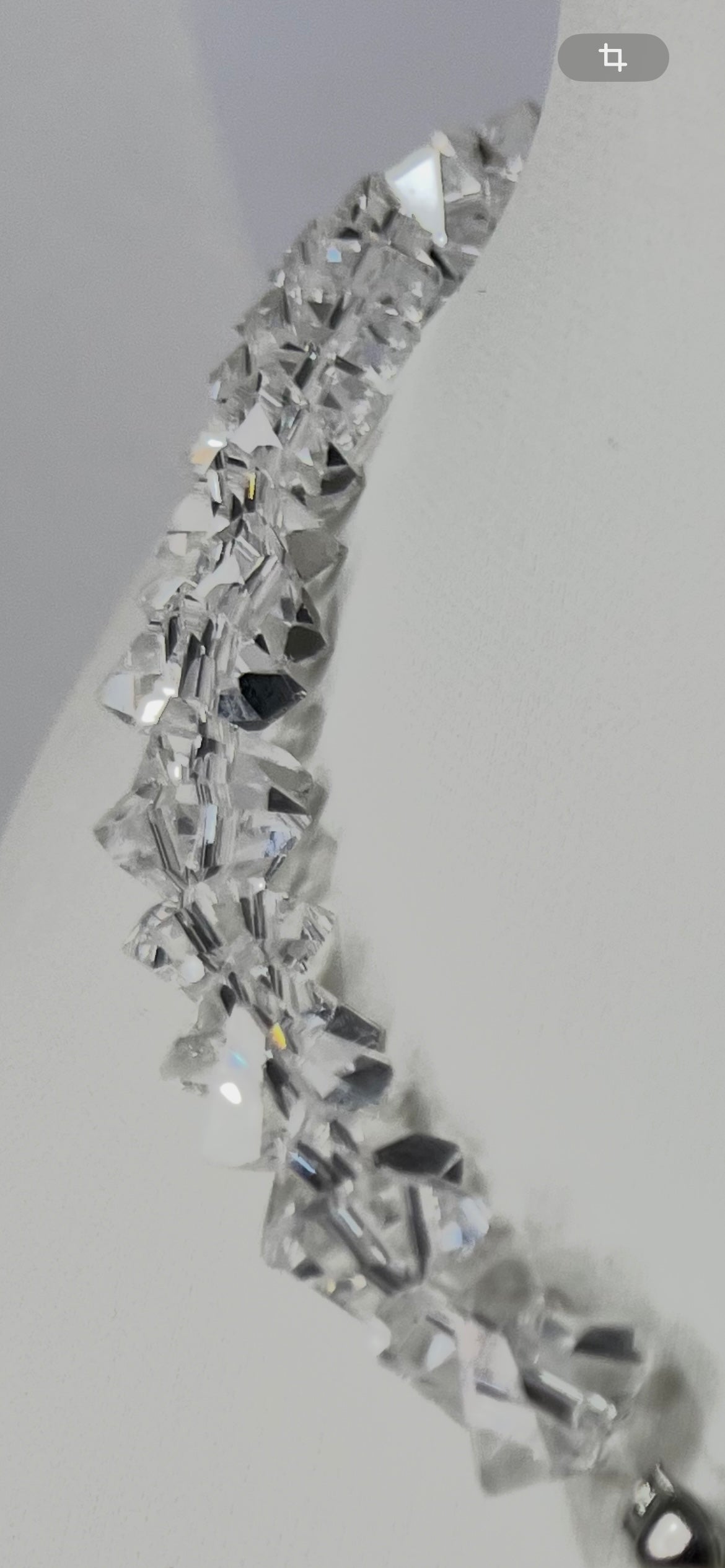 Collar cristal y hematita natural con dije corazón minimalista