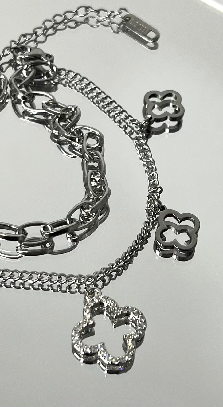 Pulsera trébol Minimal